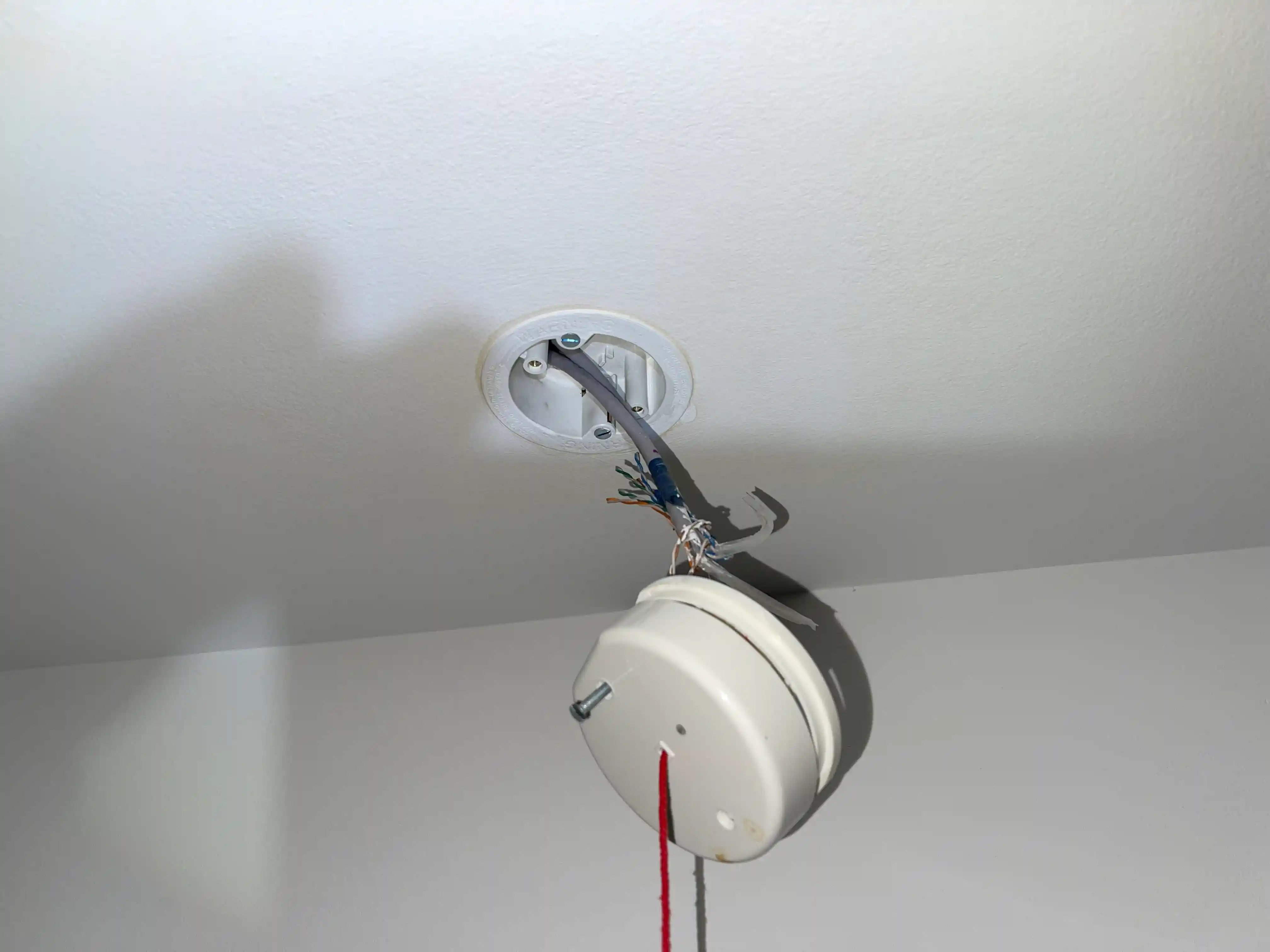 24 Hours Emergency Electrician near Petersfield